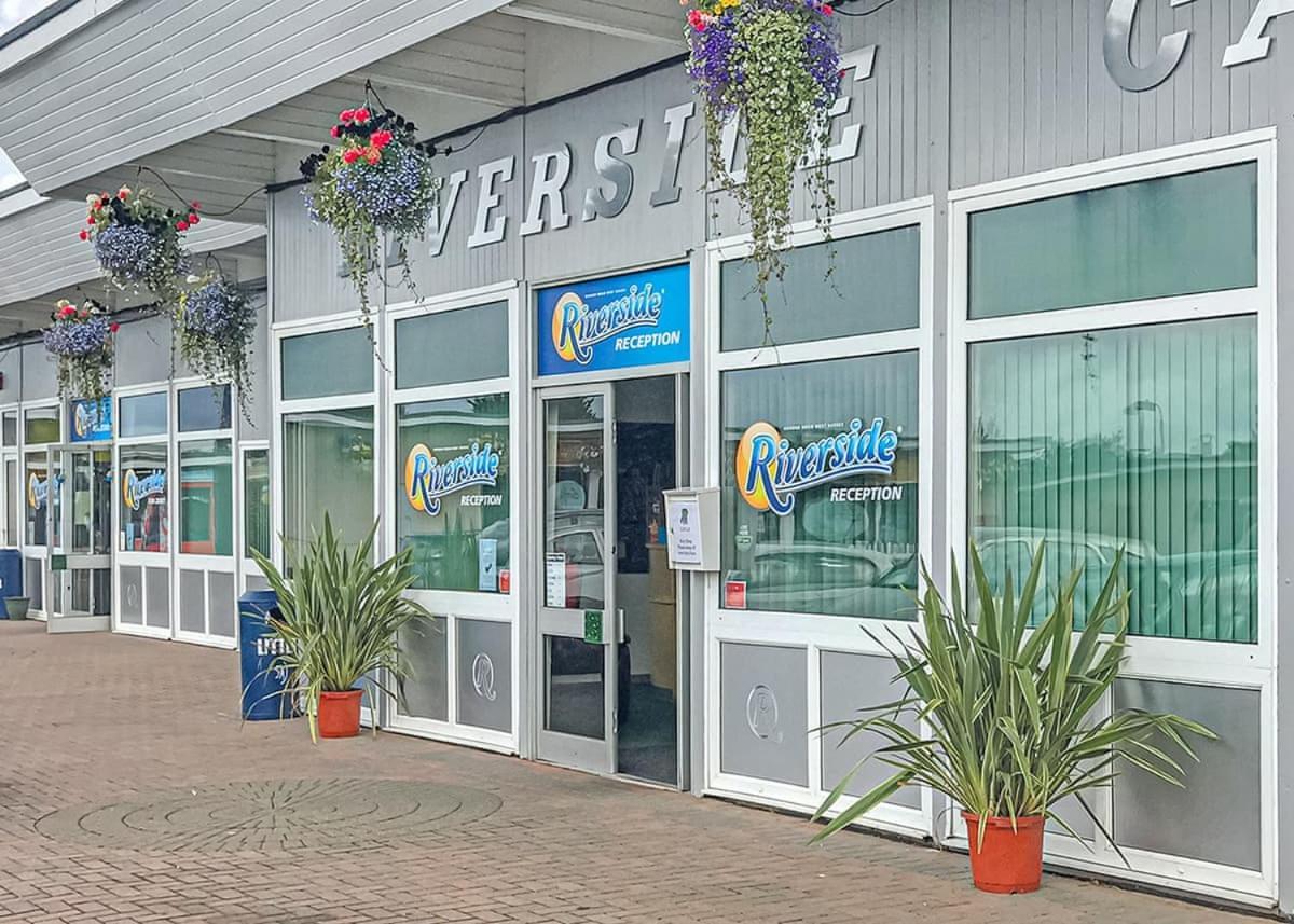 Riverside Caravan Holiday Park Bognor Regis Extérieur photo