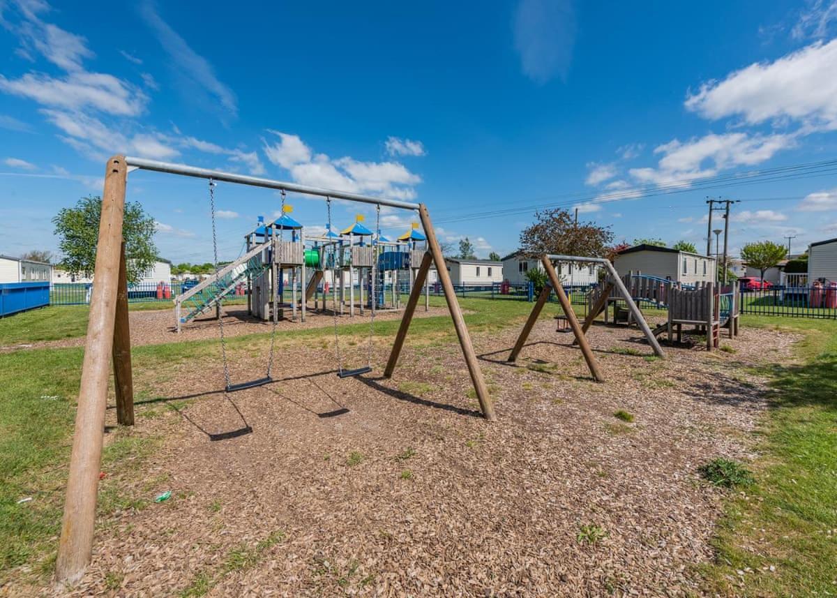 Riverside Caravan Holiday Park Bognor Regis Extérieur photo